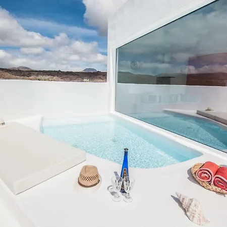 Aqua Blanca 2 Boutique With Private Pool アパート *